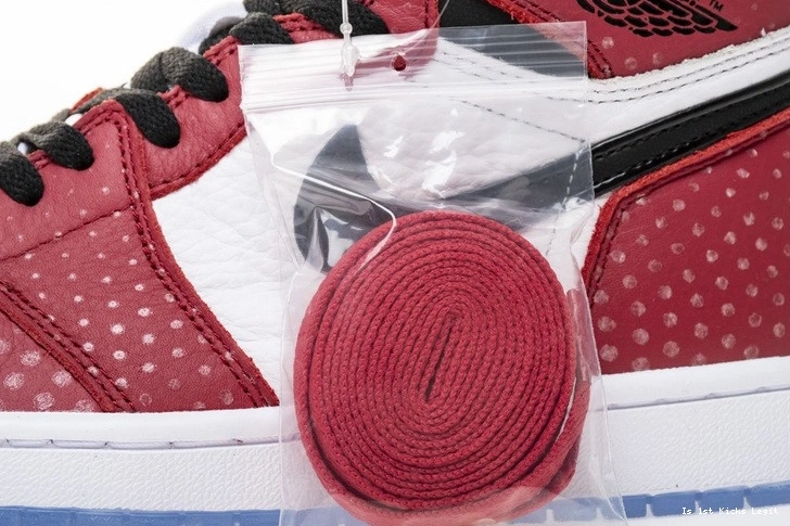 1 555088-602 Man Jordan Air Spider 1126